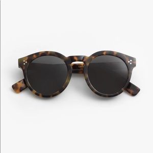 Illesteva Leonard II Sunglasses in Tortoiseshell